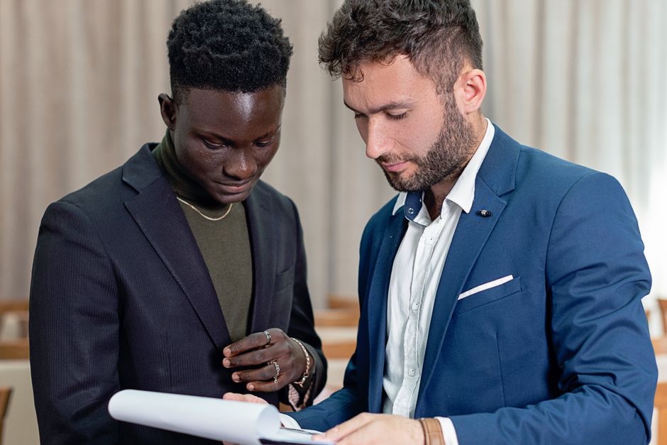 faut-il-faire-appel-a-un-pro-ou-realiser-formations-diplomes-professionnels-cap-soi-meme